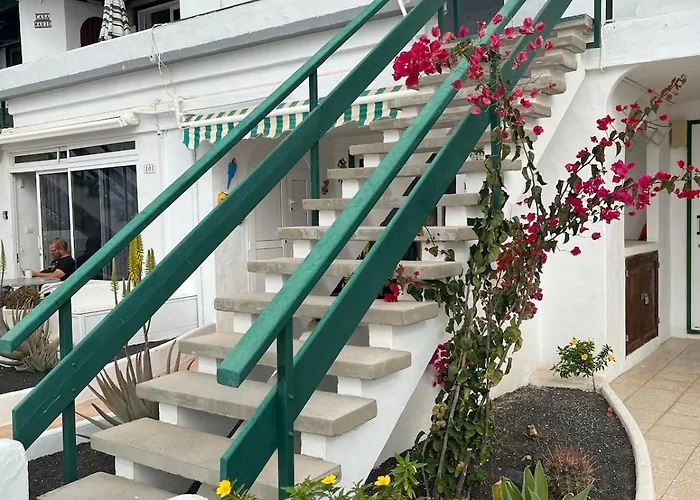 Marinos Yonetxu Apartman *