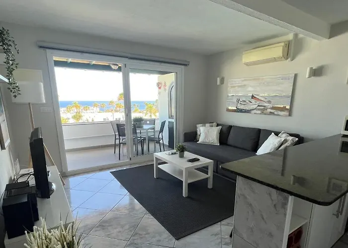 Marinos Yonetxu * Тиас