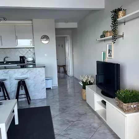 Marinos Yonetxu * Tías