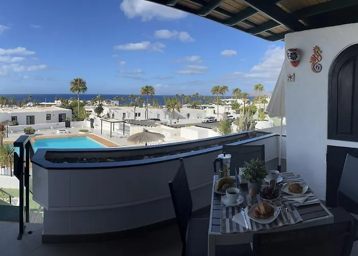 Marinos Yonetxu * Tías